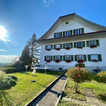 Bed and Breakfast Berghof Erlebnis Ag Pfaffnau Esterno foto