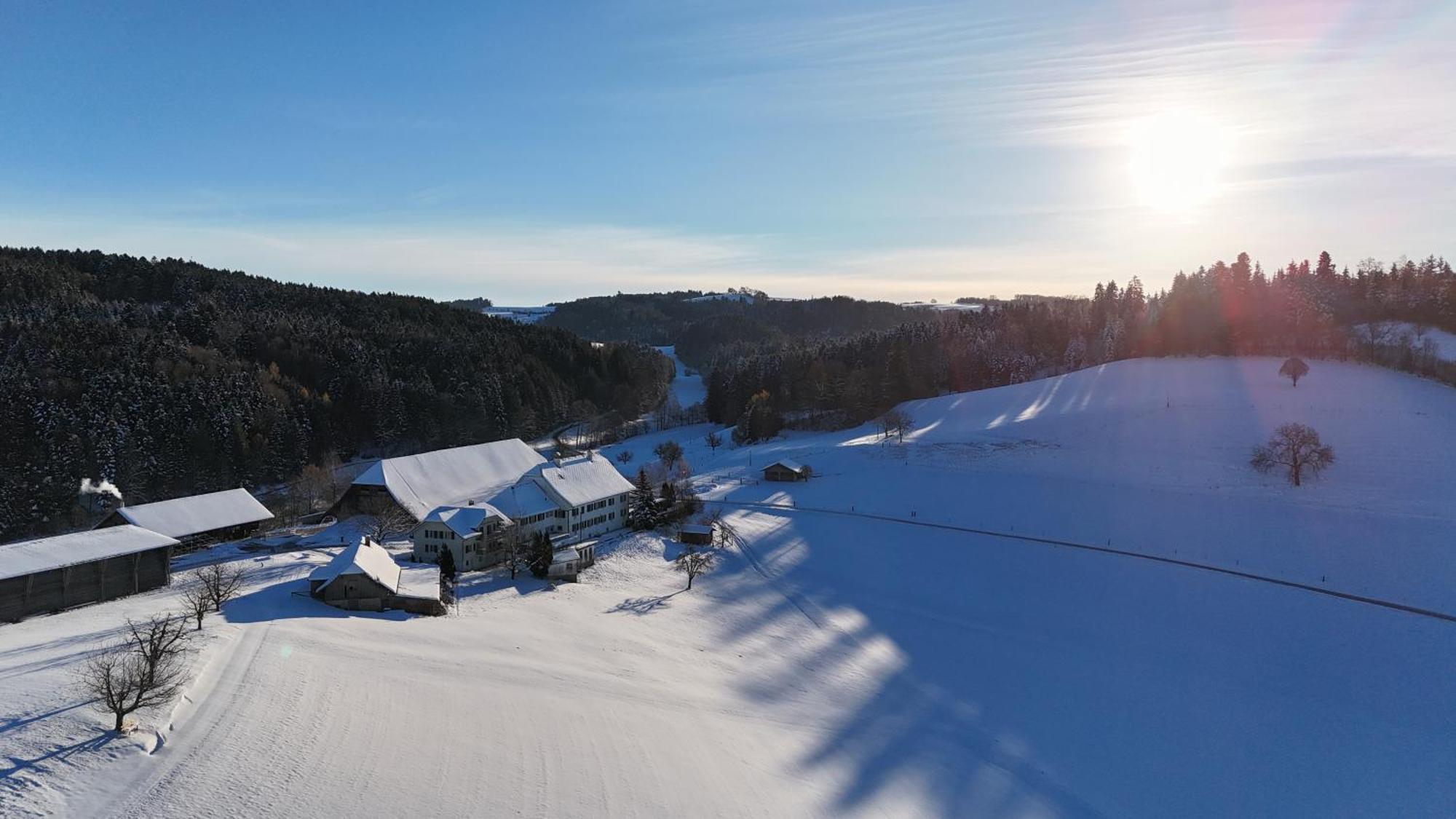 Bed and Breakfast Berghof Erlebnis Ag Pfaffnau Esterno foto